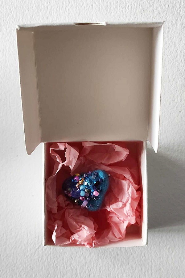 Helesinine väike pross